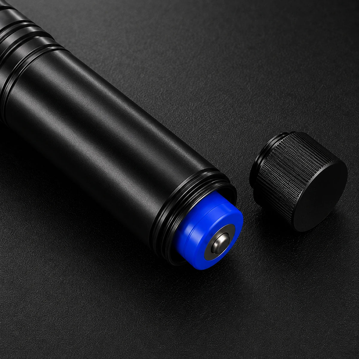 HG-A690 15000mW high-powered laser pointer battery contact detail