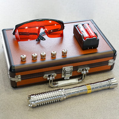 HG-990-IRON MADE BURNING LASER POINTER.