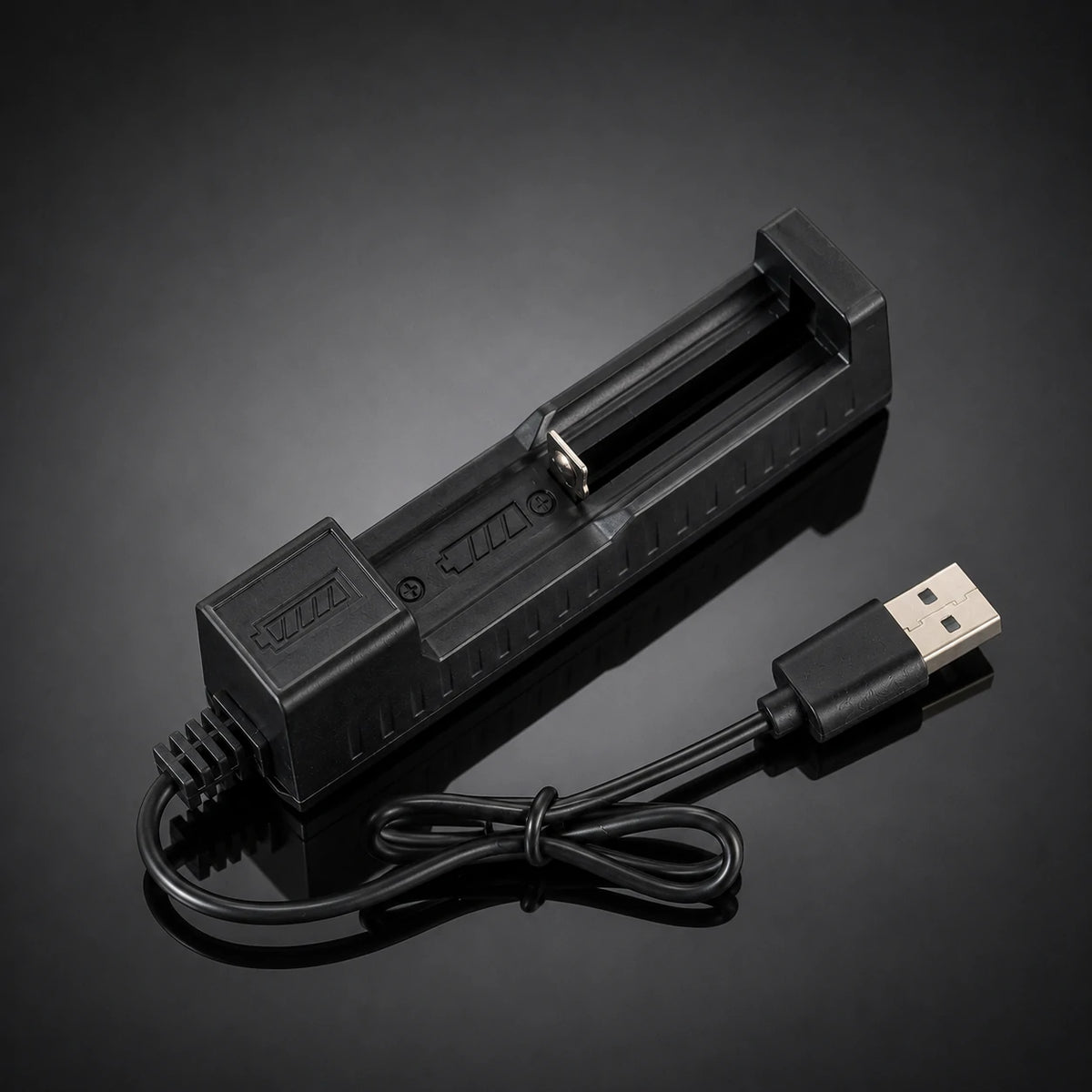 HG-18650 USB Battery Charger - usb connector detail